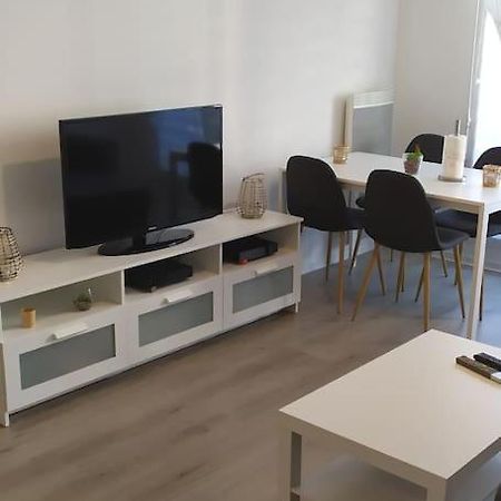 T2 De 42M² A Proximite De La Gare A 30Min De Paris Apartment Mantes-la-Jolie Bagian luar foto